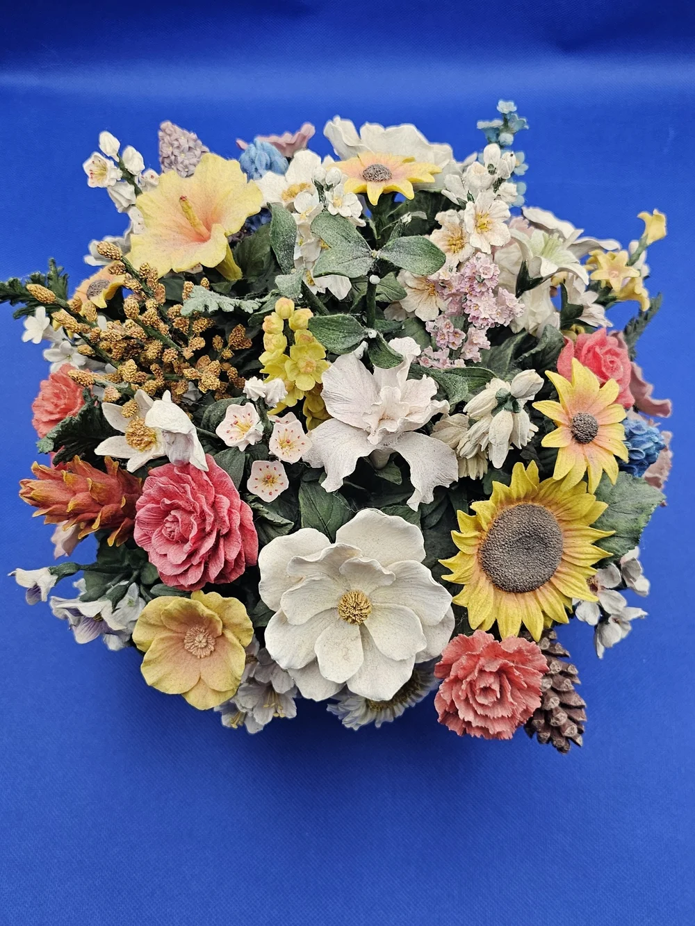 Thomas Kinkade Multicolor Resin Floral Bouquet with Pinecone Accents